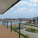 Appartement Stylish With Parking In Wellness & By Renters *