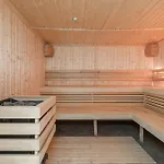 Stylish With Parking In Wellness & By Renters Appartement Dziwnów