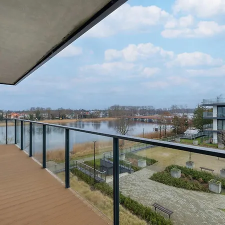 Apartment Stylish With Parking In Wellness & By Renters *