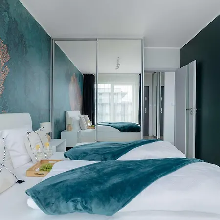 아파트 Stylish With Parking In Wellness & By Renters