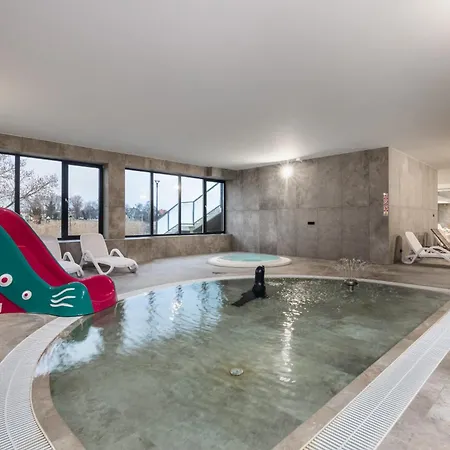 Apartment Stylish With Parking In Wellness & By Renters Dziwnów